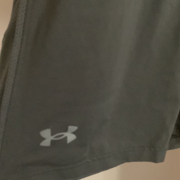 Men’s XL Under Armour Maryland Raid Short Pitch Gray - Picture 2 of 7